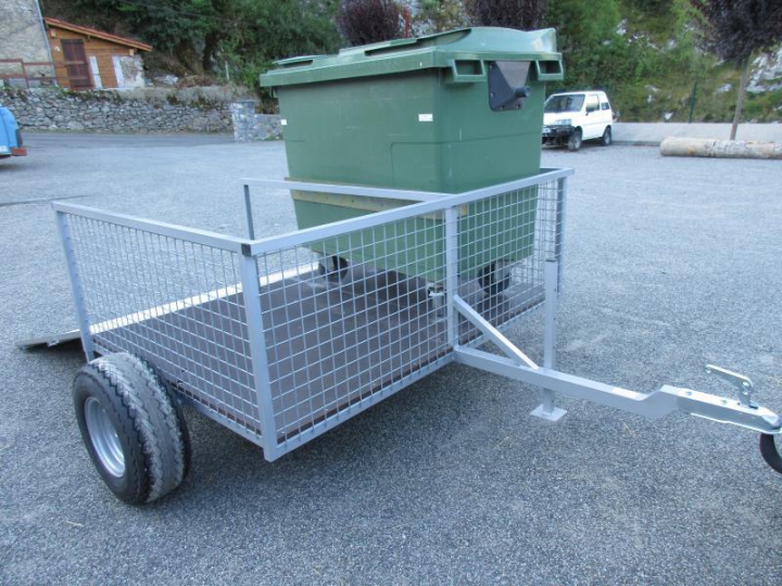 Remorque pour 2 bacs conteneur de 660L